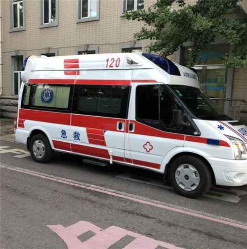 盖州选择我们的救护车出租,开启安心转院之旅